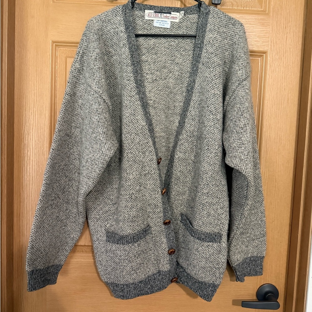Vintage Gray Lambs Wool Cardigan with Button Closure